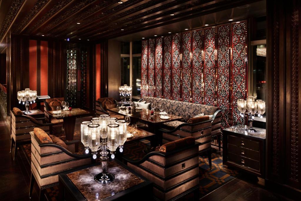 酒店 Four Seasons 5*